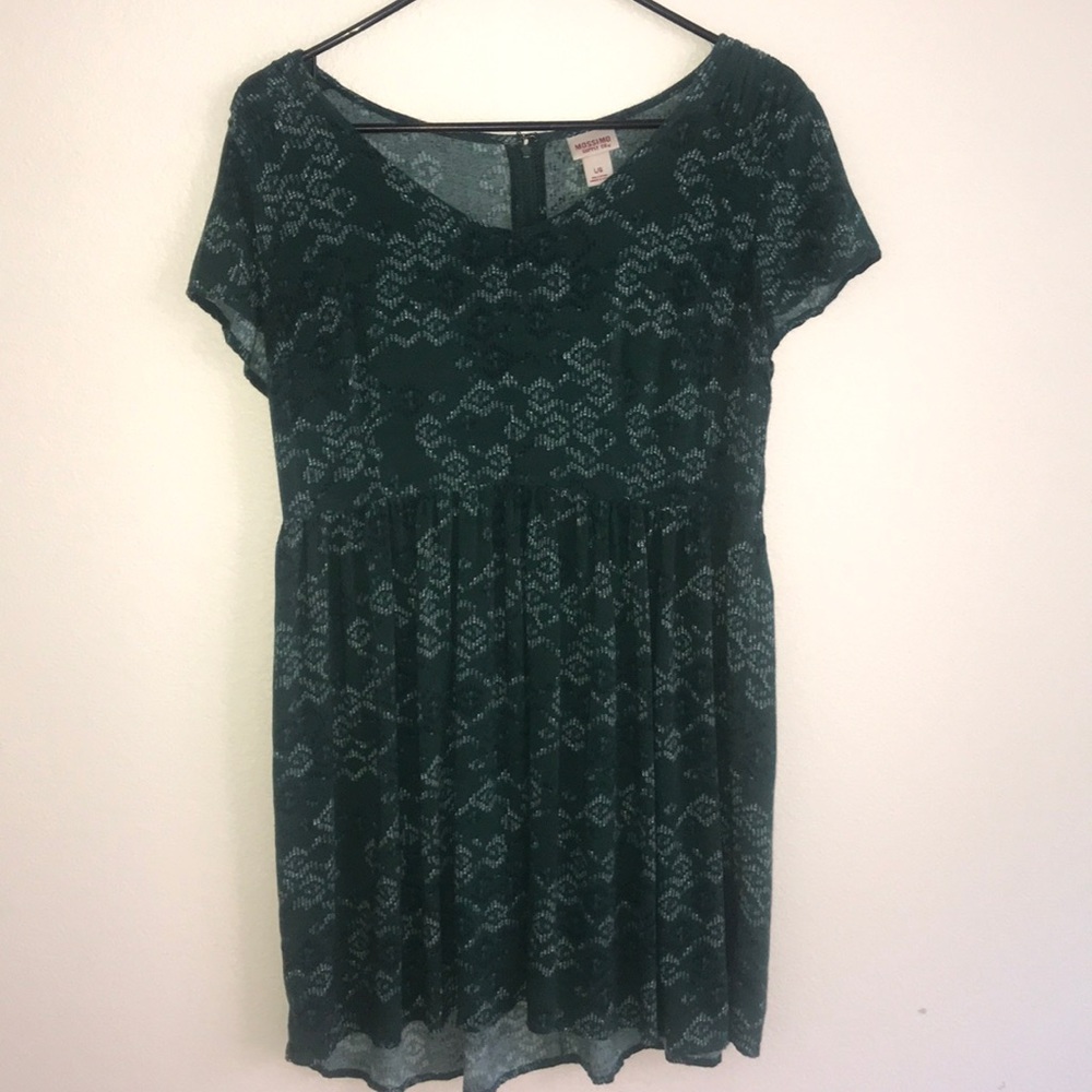 Green baby doll dress with pattern